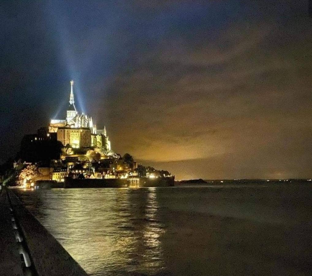 Le Petit Nid Du Mont Saint Michel Apartment Pontorson Luaran gambar